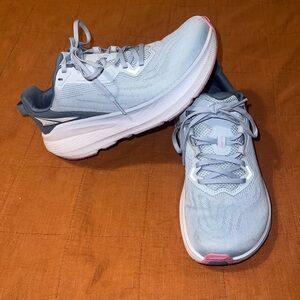 Altra Women's FWD VIA